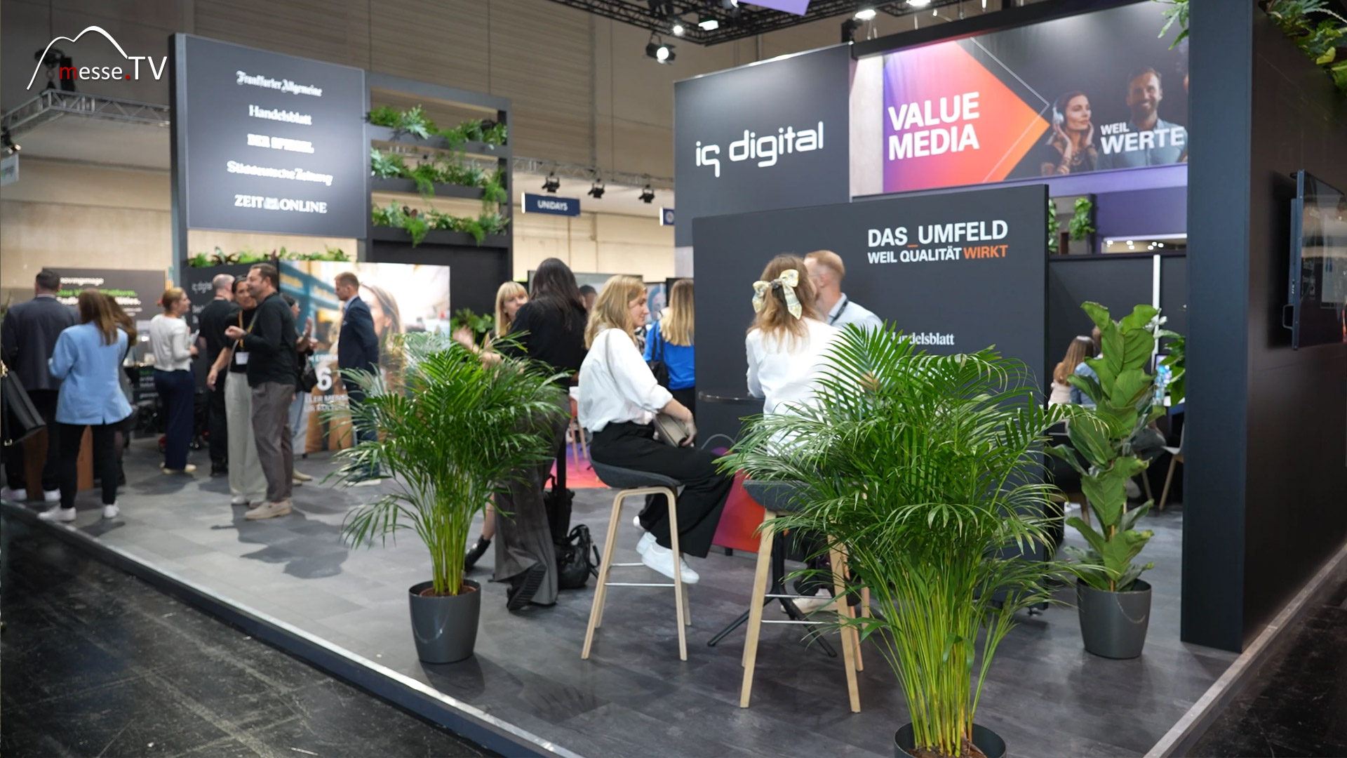 IQ Digital Media Marketing Messestand DMEXCO 2024 Messe Köln