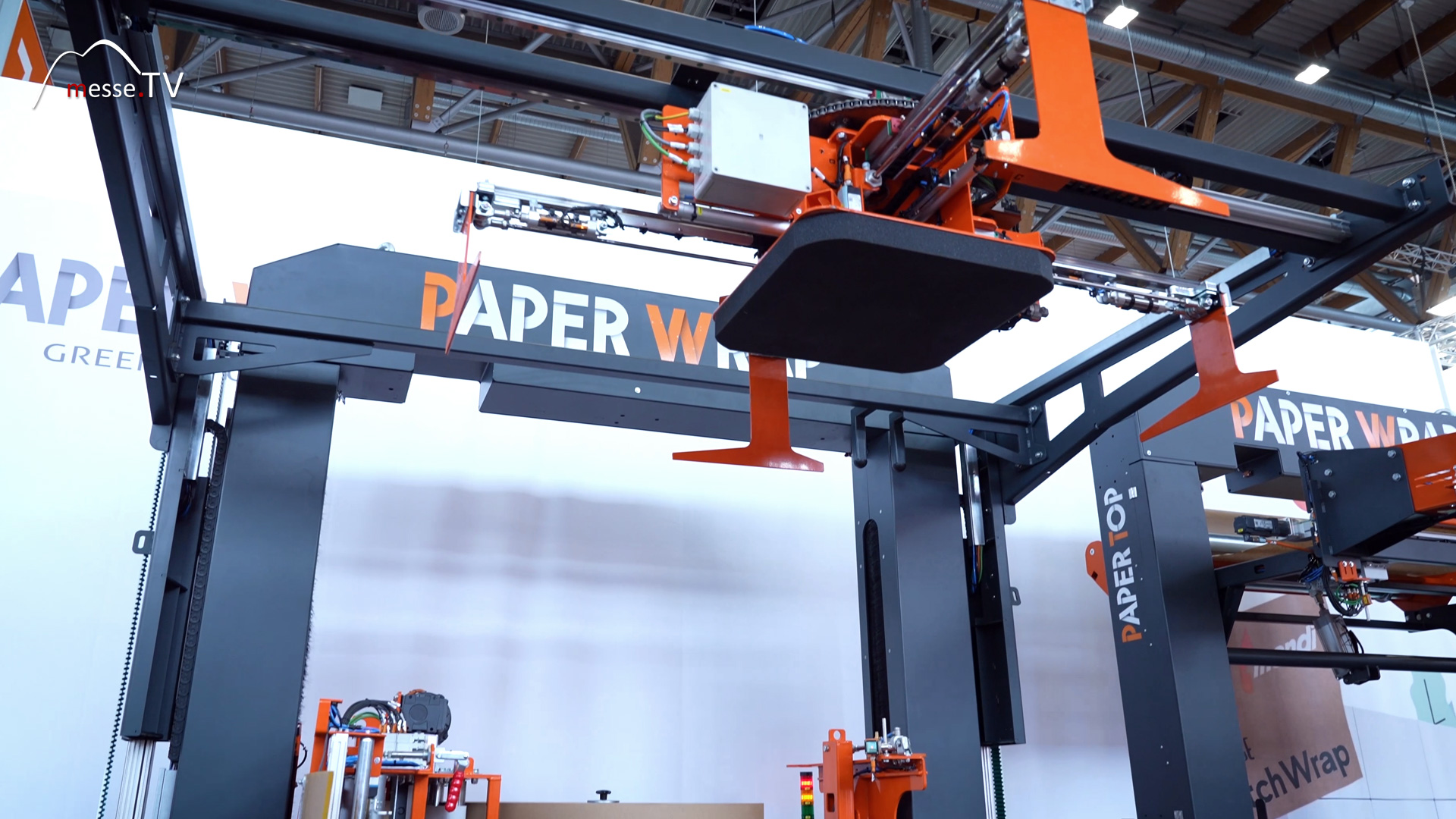 Palettenwickelmaschine fuer Papier Paper Wrap Fachpack 2024 Nuernberg