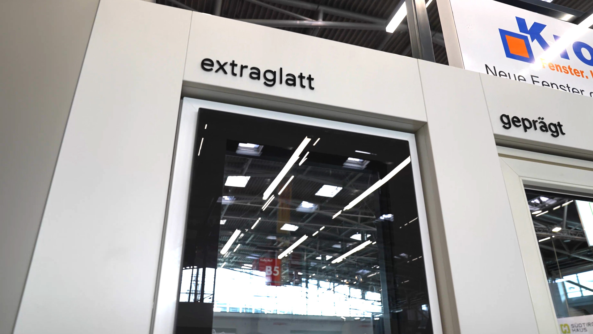 Fenster Cristal Highlight Finstral komplette Glasfläche Griff auf Glas montiert