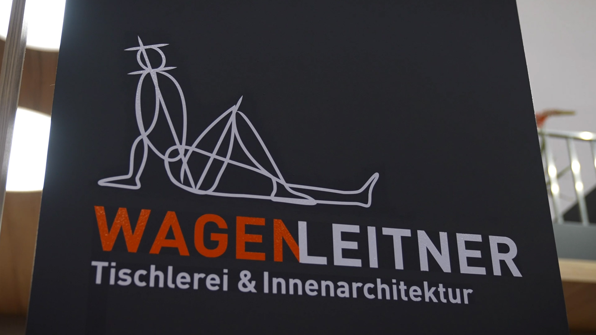 Wagenleitner Tischlerei und Innenarchitektur Logo am Messestand