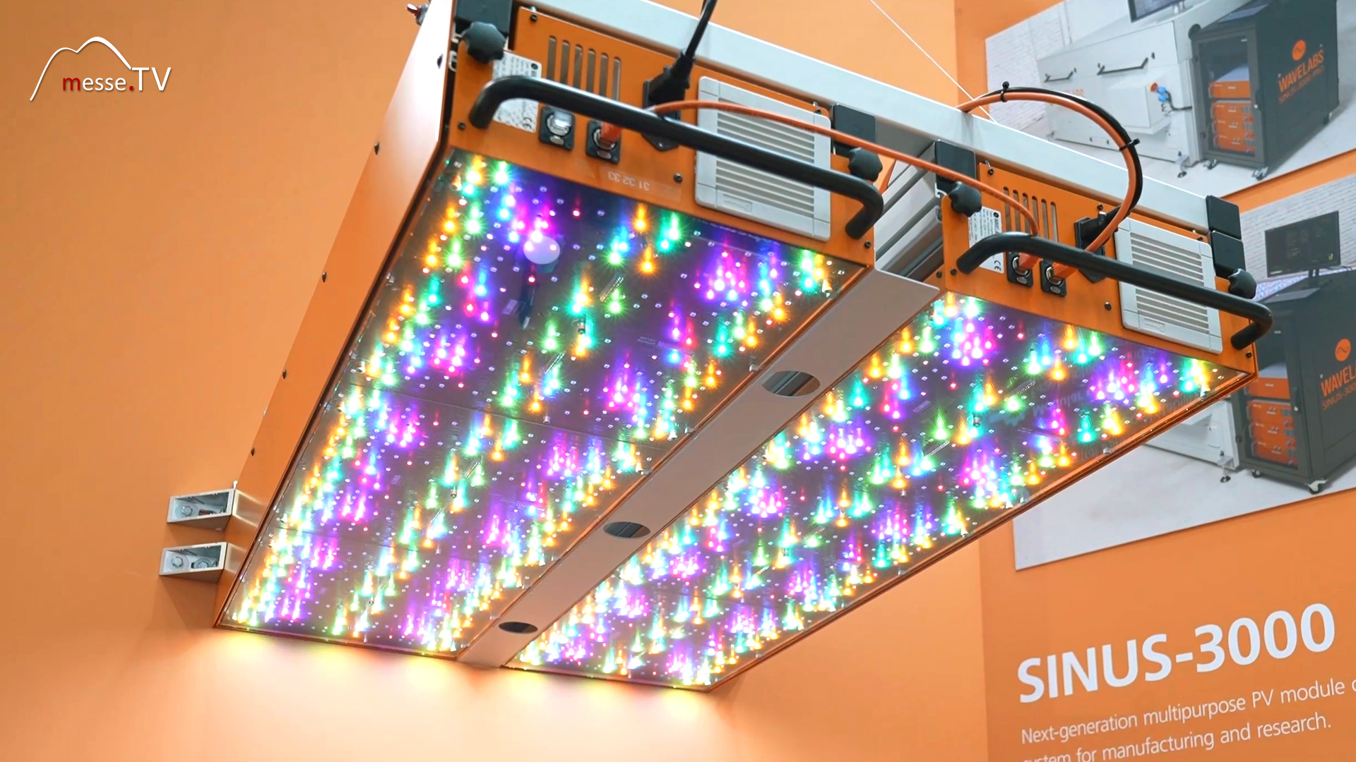 Sinus 3000 LED Lichttest Solarmodul WAVELABS