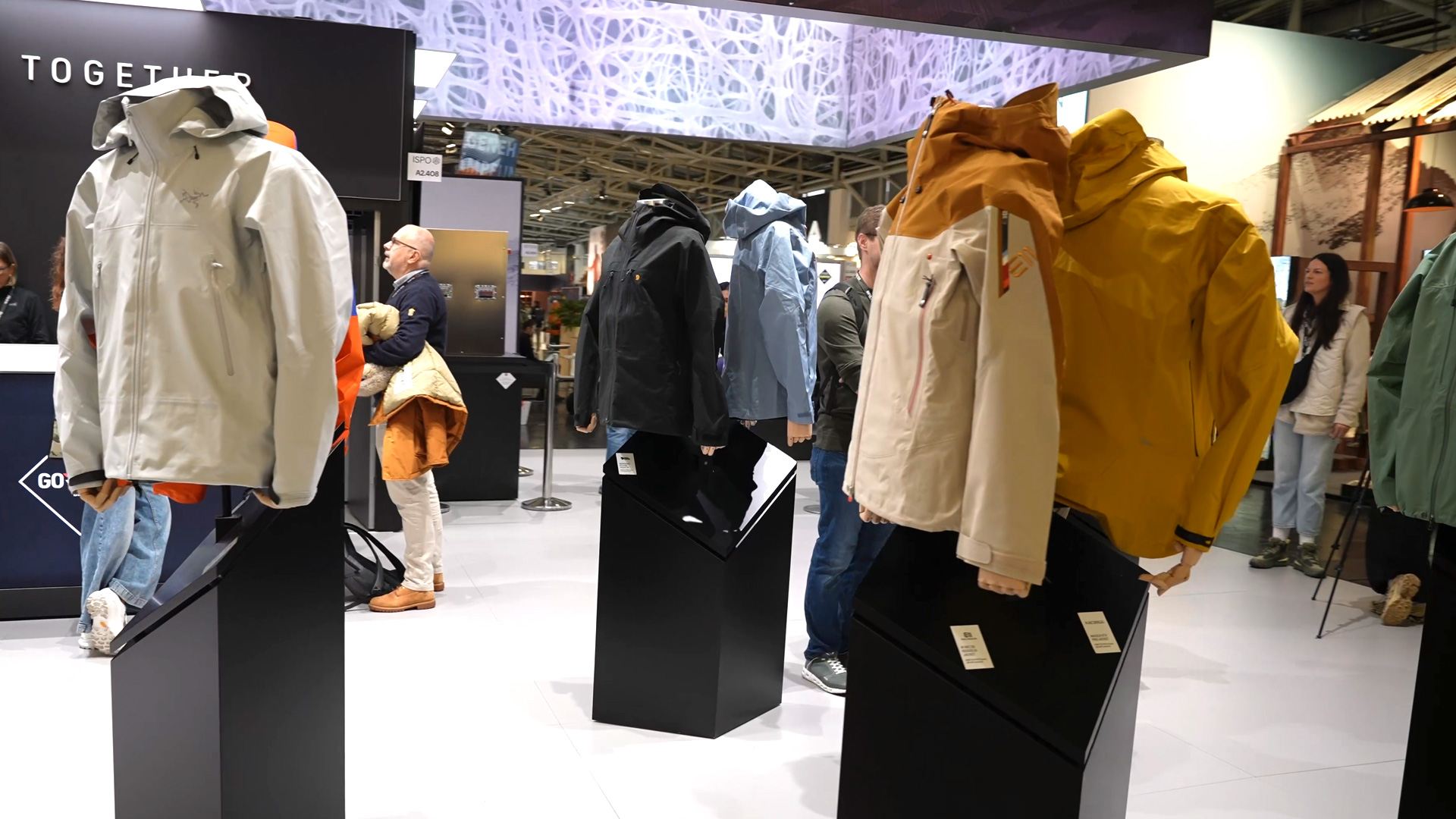 Funktionsjacken GORE TEX Sport und Outdoormesse ISPO 2024