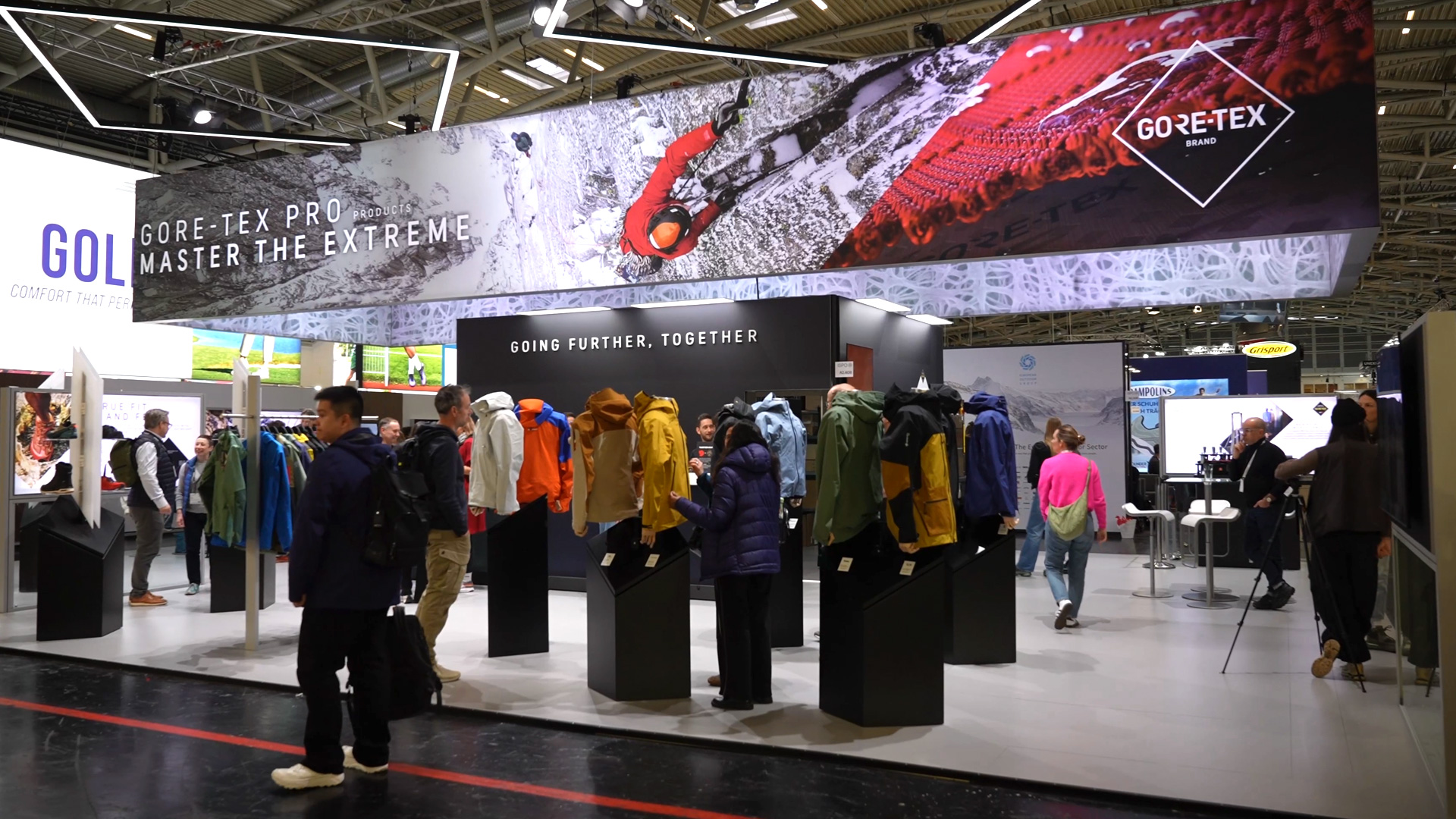 Neuheiten GORE TEX Messestand ISPO 2024 Messe Muenchen