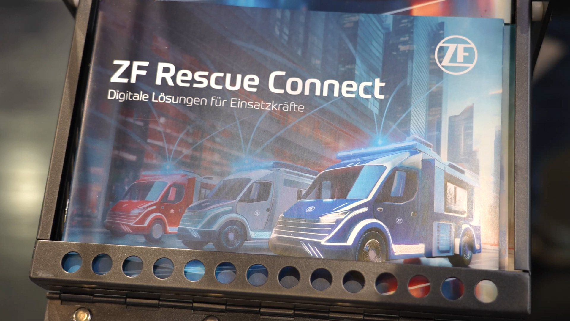 Digitale Loesungen fuer Einsatzkraefte ZF Rescue Connect