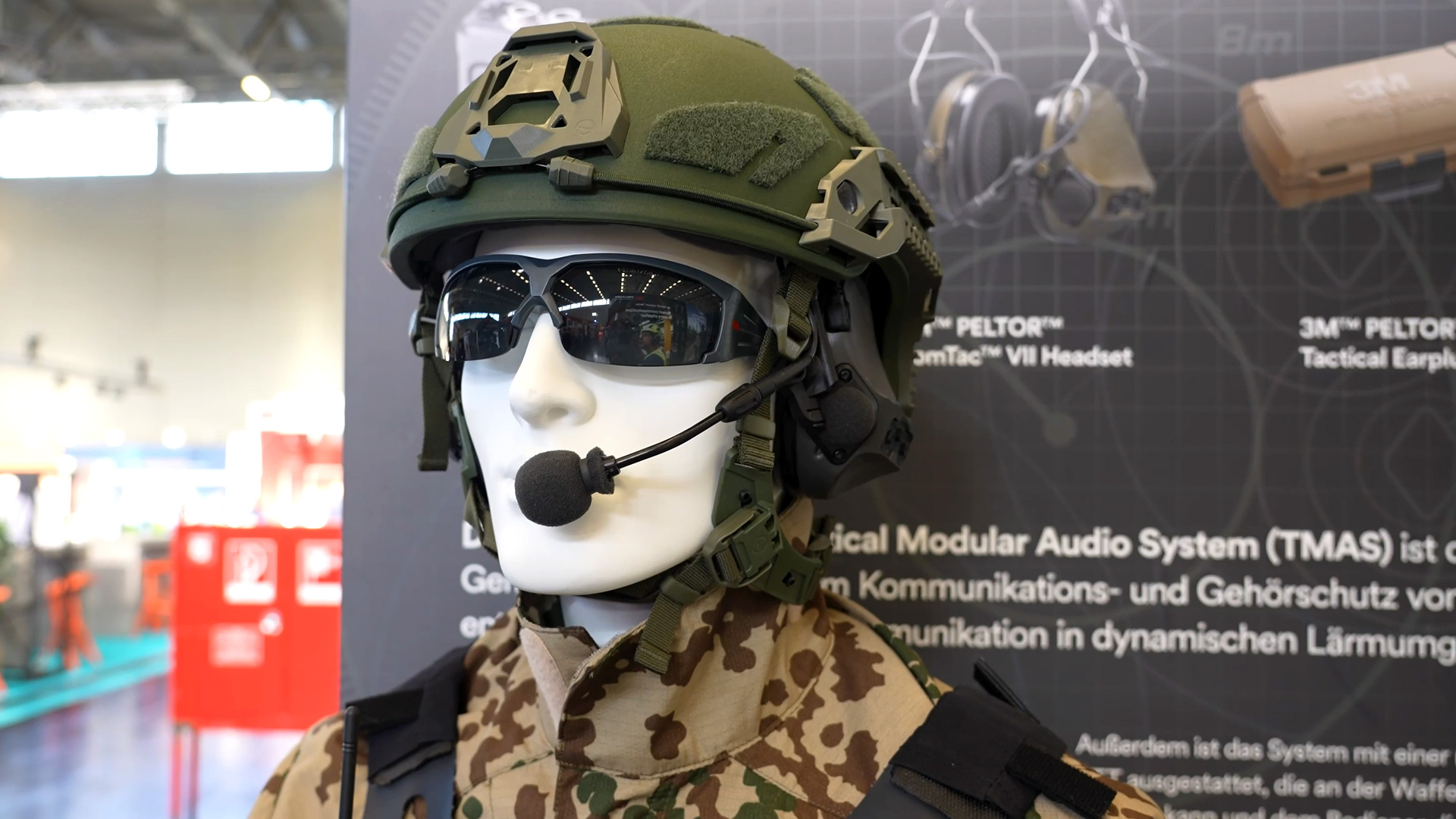 Headset speziell fuer Anforderungen von Behoerden und Militaer