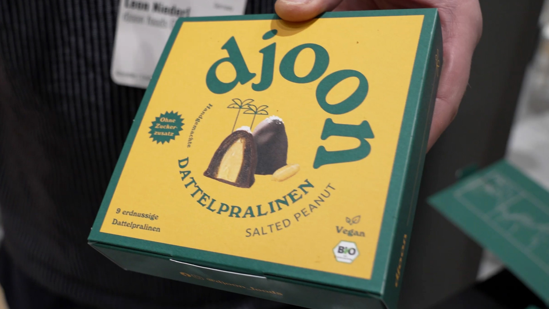 Dattelpralinen salted peanut vegan und fair produziert