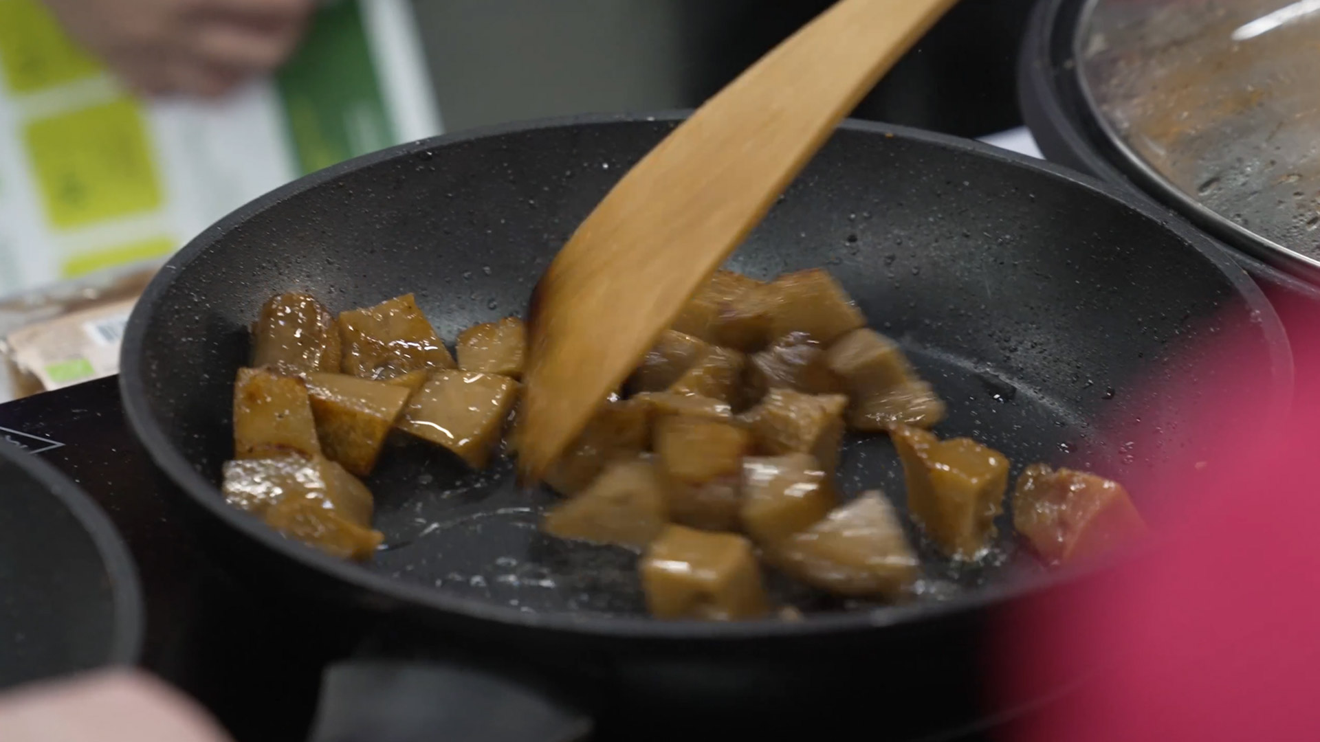 Proteinreicher Fleischersatz aus Lupinen