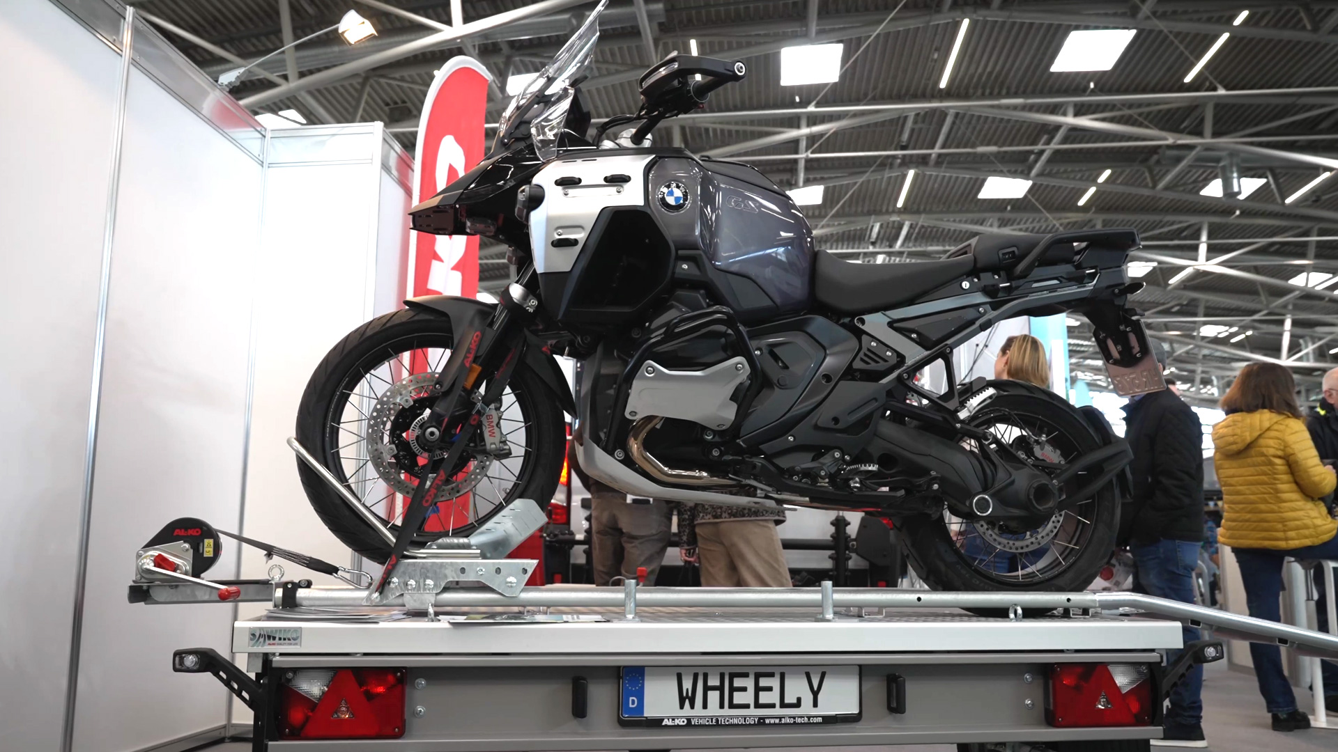 Sicherer Motorradtransport AL KO