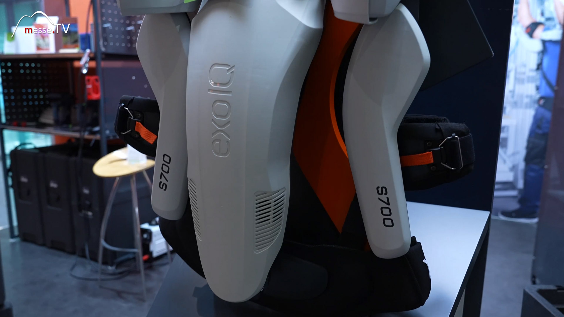 active shoulder exoskeleton ergonomic relief work exoiq amb 2024