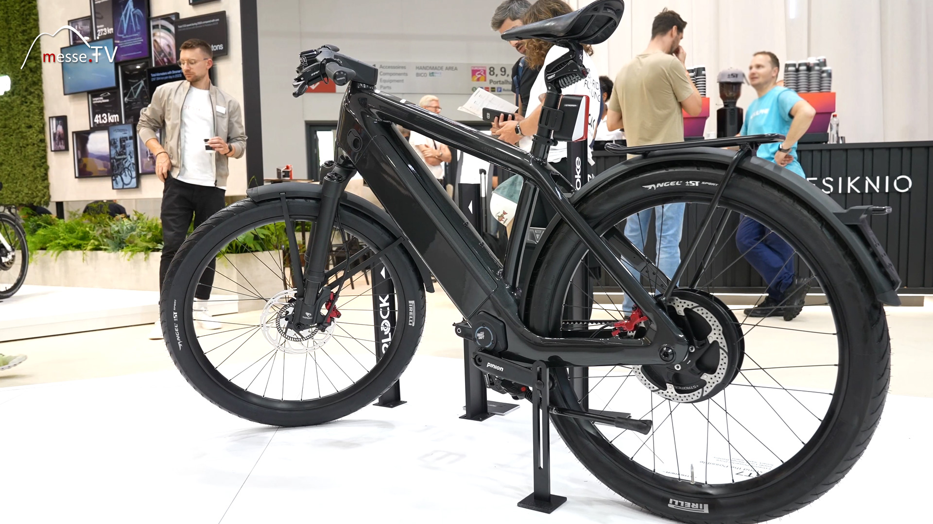 speed pedelecs for commuters with innovative safety system stromer