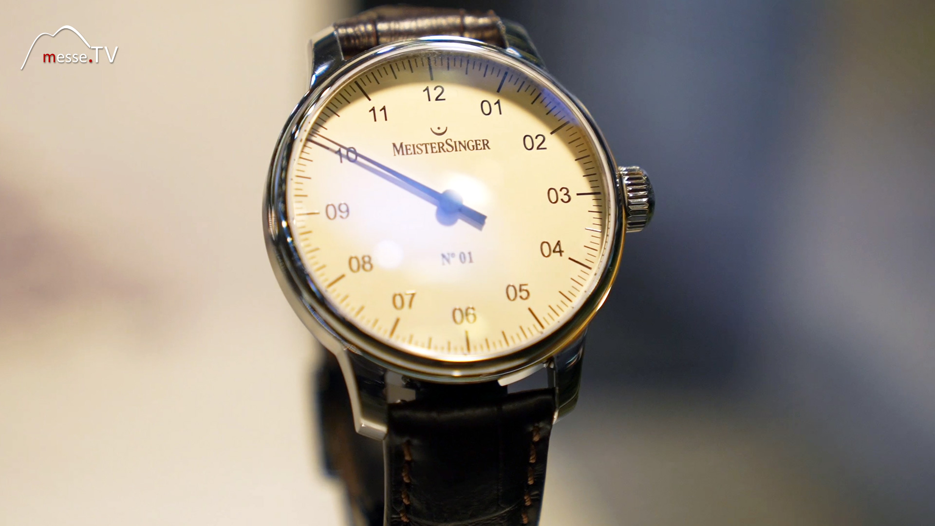 number1 hand wound watch meistersinger