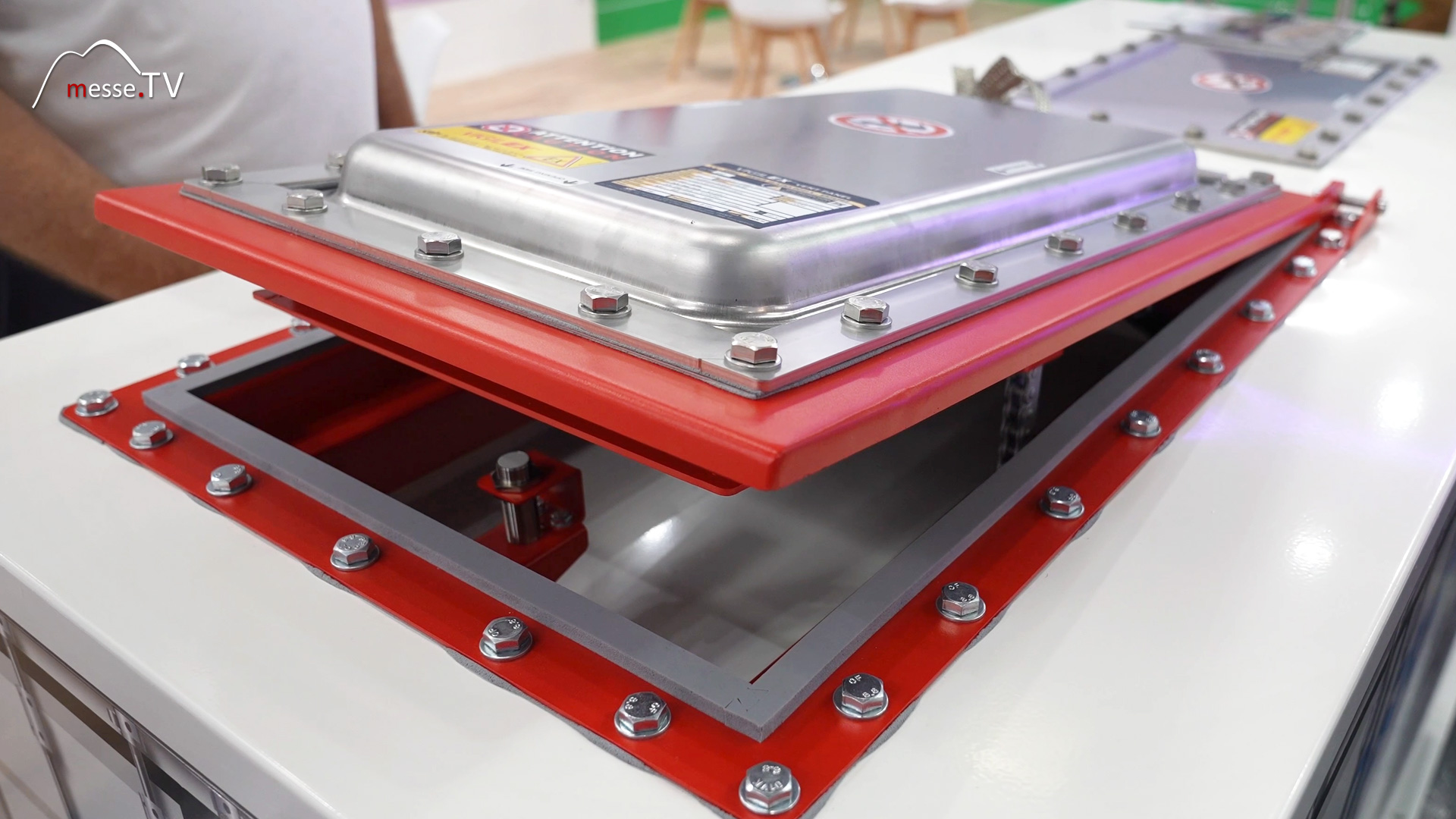 battery container protection explosion pressure relief intersolar europe 2024