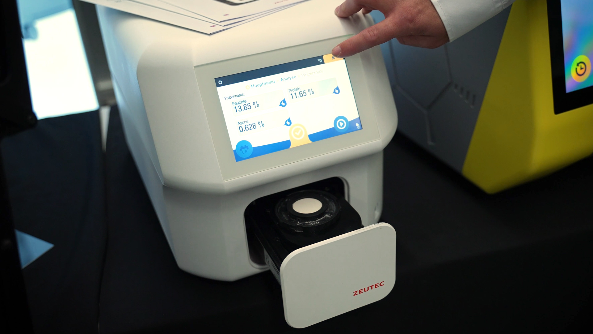 quick analysis of food samples zeutec nir spectraalyzer