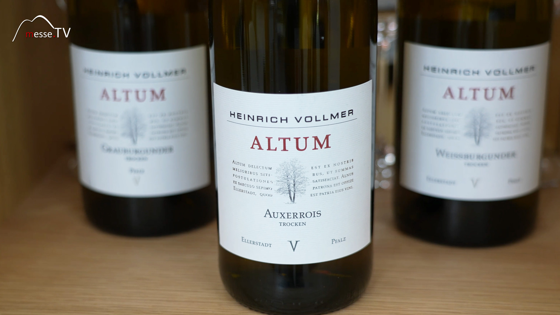 auxxerois dry white wine vintner vollmer