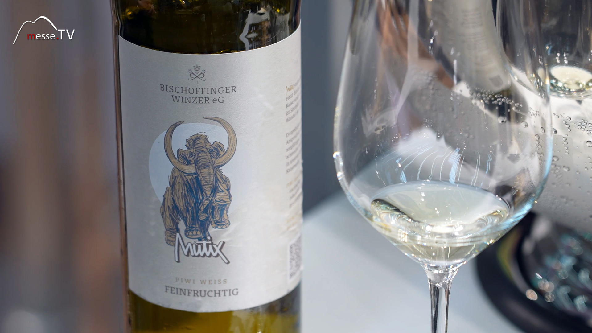 piwi white wine muscaris souvignier gris fine fruity bischoffinger