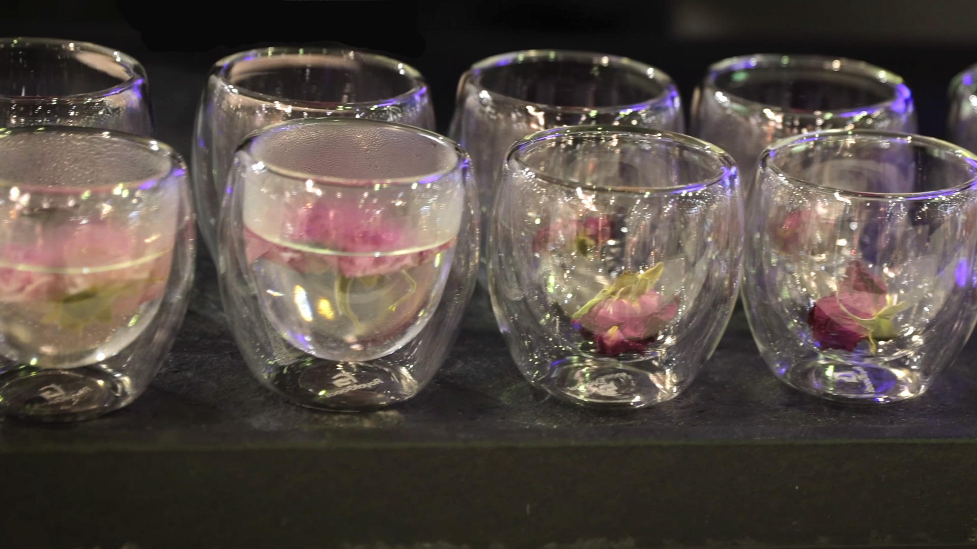 tea glasses with rose infusion valientea