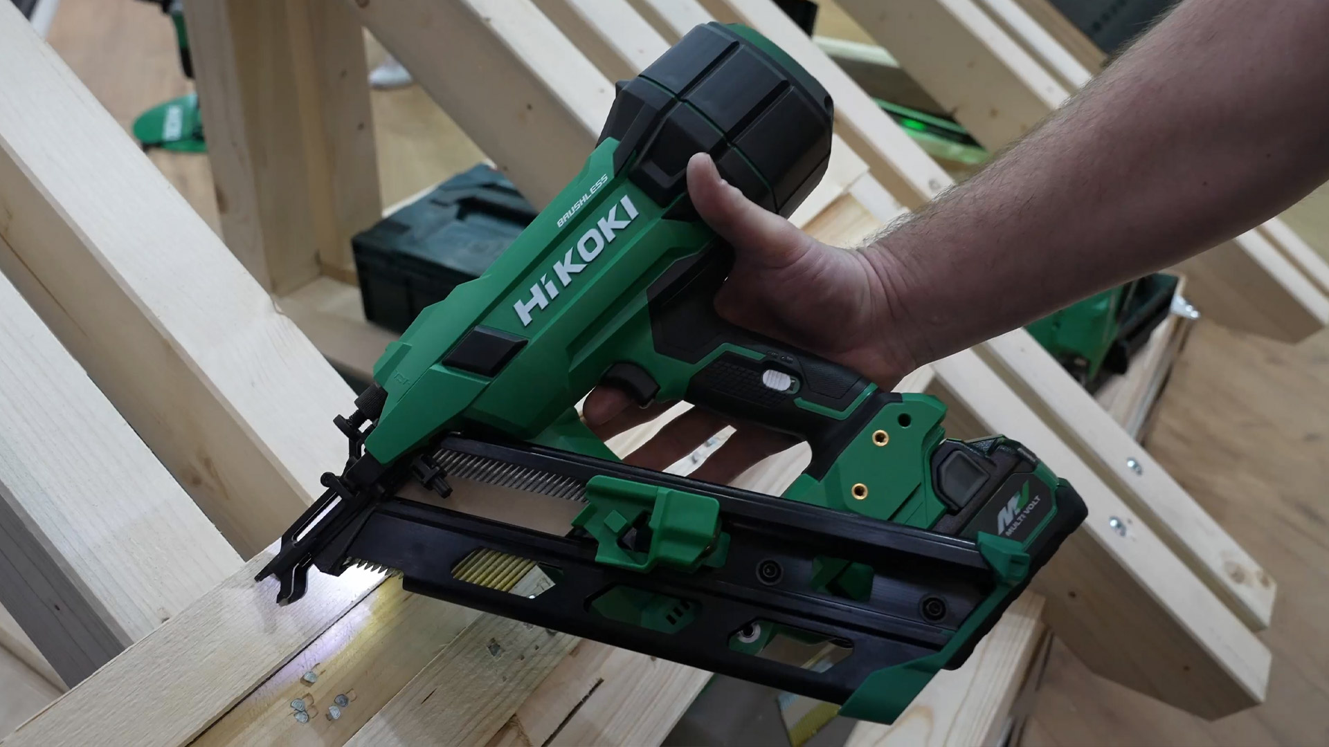 hikoki rechargeable strip nailer