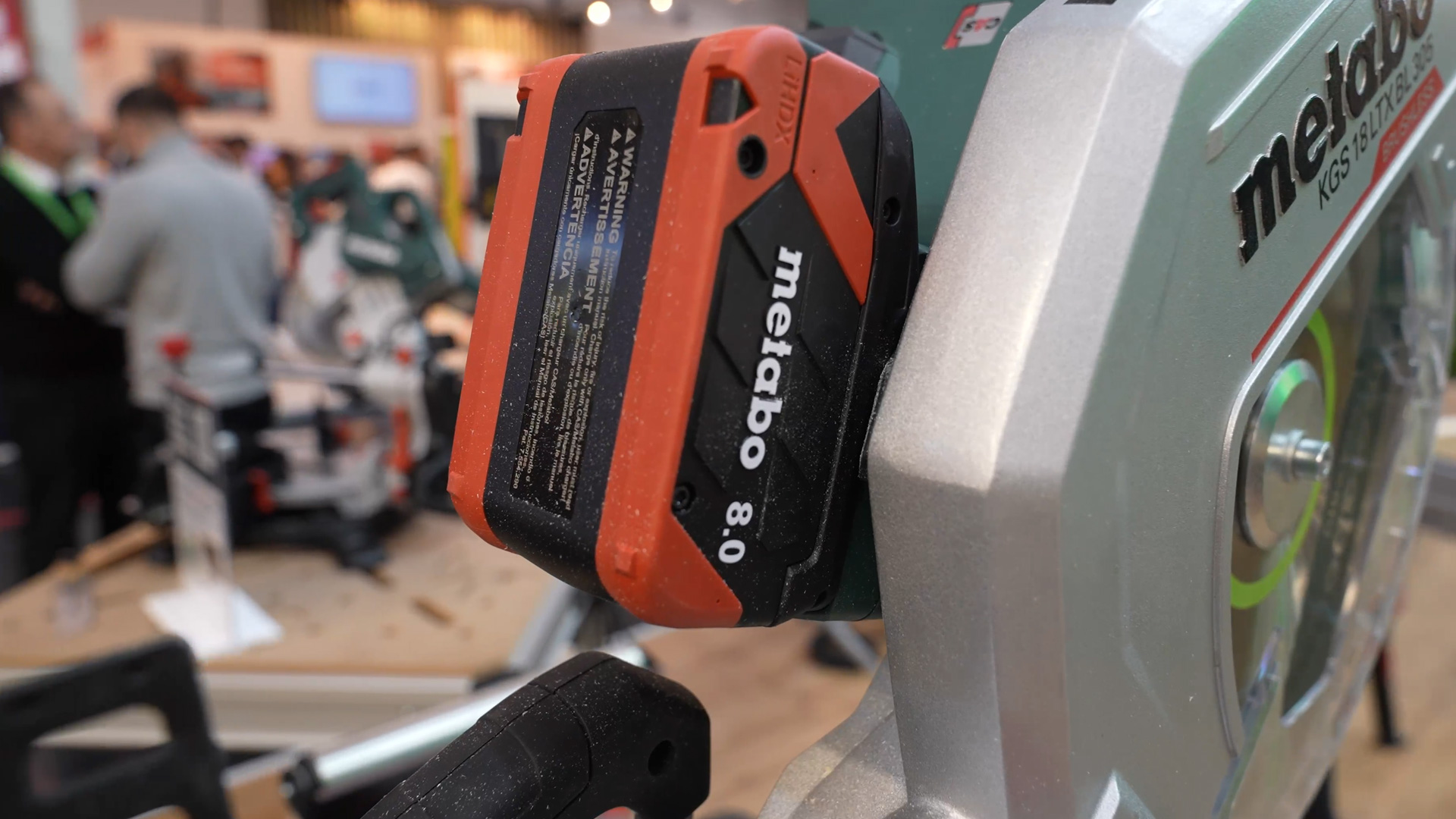 metabo battery cutsaw carpenter roofers