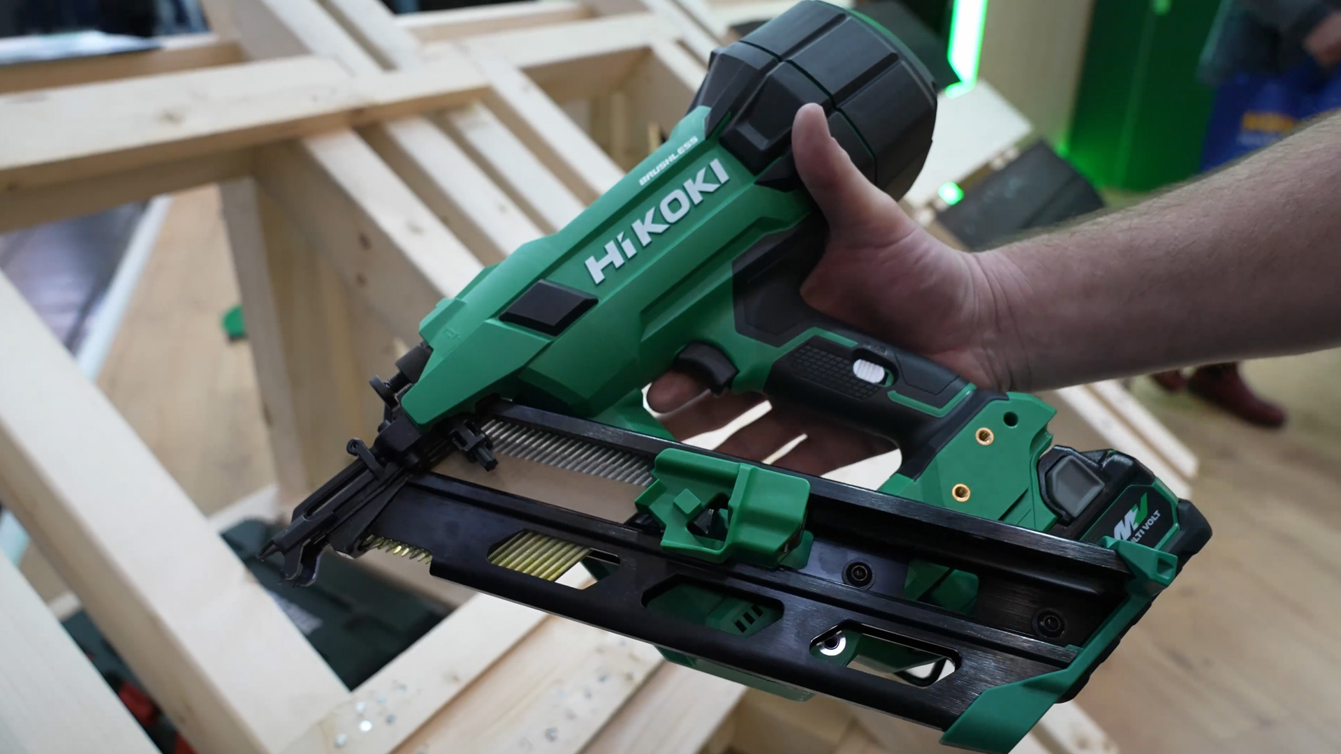 rechargeable strip nailer nr 1890 hikoki