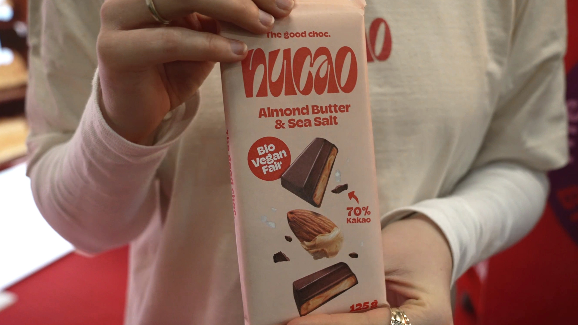 nucao almond sea salt chocolate biofach